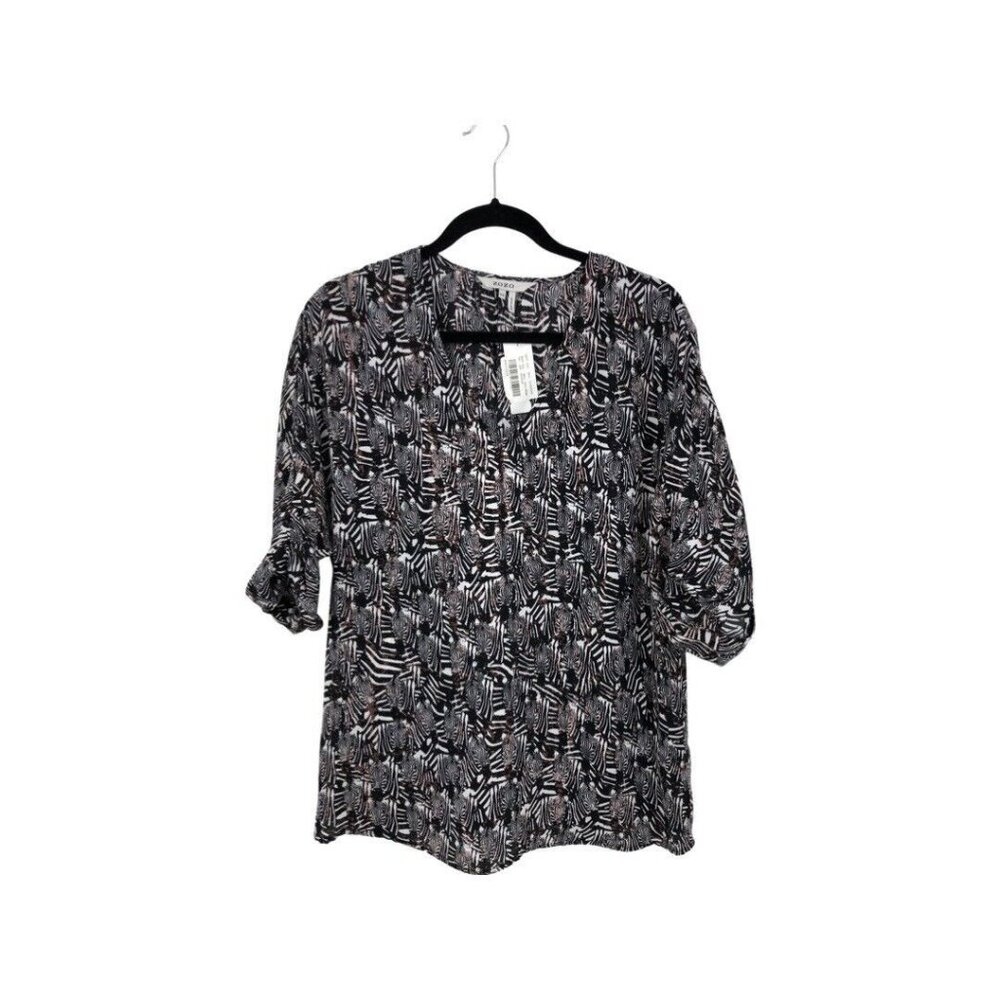 ZOZO Short Sleeve Top Womens Medium Animal Print Shirt NWOT